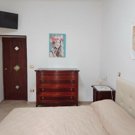 Historical Center Duomo Suite نابولي المظهر الخارجي الصورة