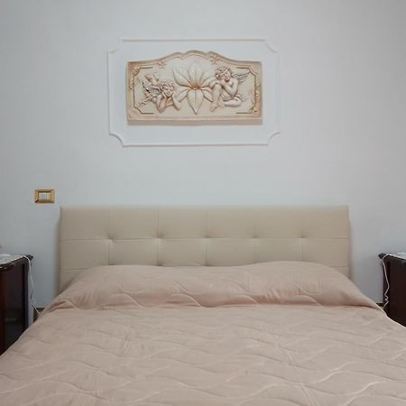 Historical Center Duomo Suite نابولي المظهر الخارجي الصورة